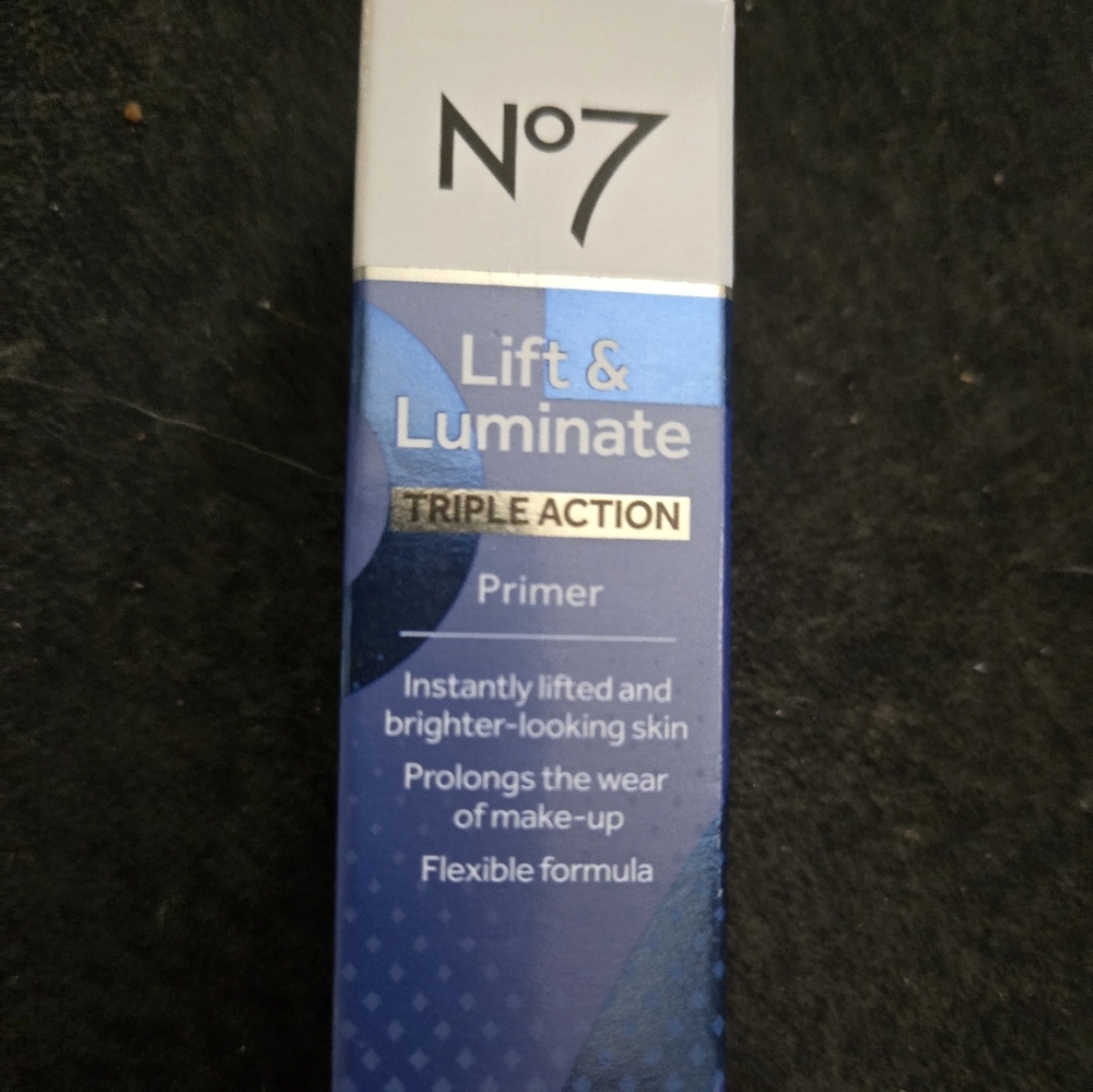 No7 LIFT LUMINATE PRIMER 30ml 1 oz for lifted &brighter skin see pics Hp 🔥🔥🔥 - Picture 3 of 6